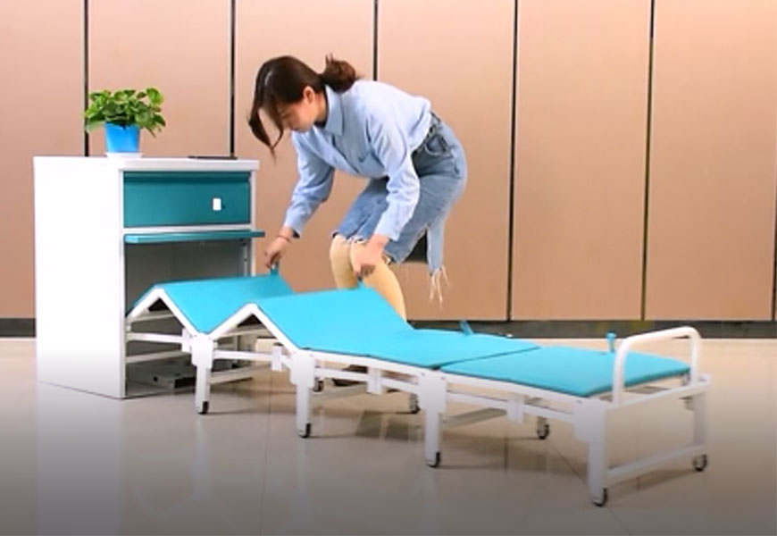 手机扫码陪护床体验,千鸣共享陪护床,入柜式扫码陪护床